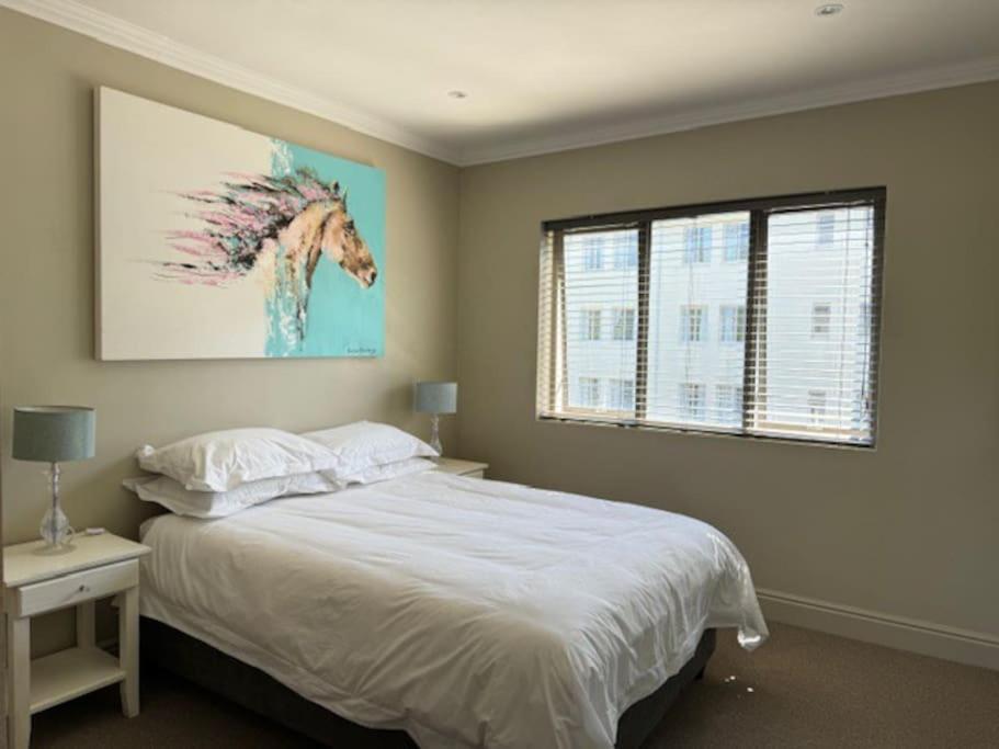 Luxury Townhouse In Stellenbosch Central Luaran gambar